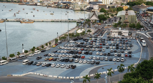 จุดจอดรถ Car Park ใกล้ท่าเรือแหลมบาลีฮาย