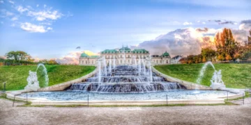 น้ำพุหน้าบ้าน