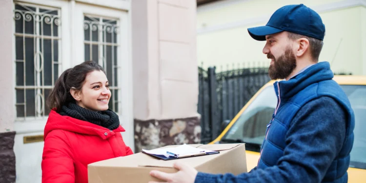 บริษัท ส่งของแช่เย็น เลือกแบบไหนถึงเหมาะกับธุรกิจอาหาร